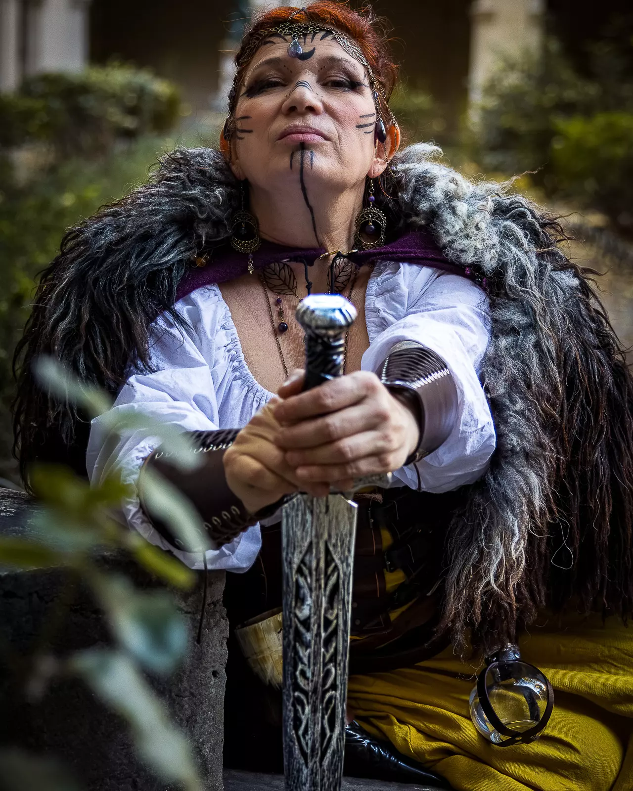 Portrait viking avec épée à Lyon